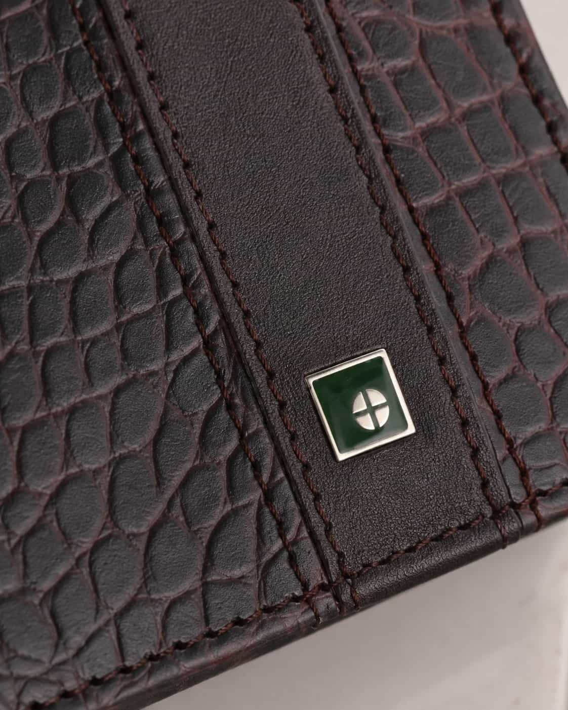 Brand embossing and detail inspection